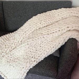 Extra Chunky Knit Blanket